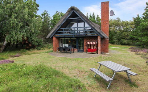 Anna - 1Km from the Sea: Svømmepøl, Ferieby