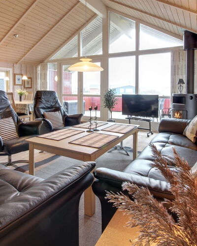 Oivi - 430M from the Sea