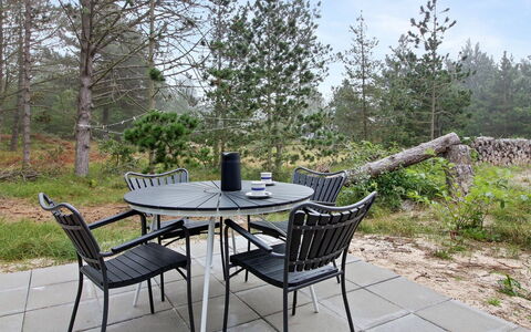 Turkka - 3.8Km from the Sea: Træ, Sommerhus, Hårdttræ, Planke, Bejdse, Garden Bygninger, Design, Gård, Bjælkehytte, Backyard