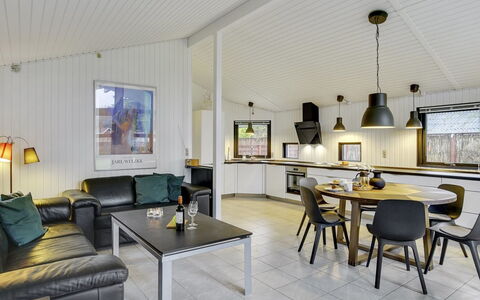 Aimi - 270M from the Sea: Hus, Hjem, Tag, Sommerhus, Land Lot, Estate, Stuehus, Landsby, Farm