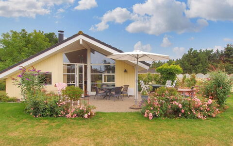 Lilia - 900M from the Sea