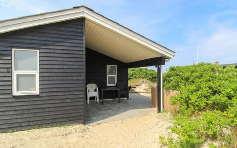 Kris - 200M from the Sea: Plantesamfund, Sollys, Urteagtig Plante, Have, Plantation, Landbrug, Farm
