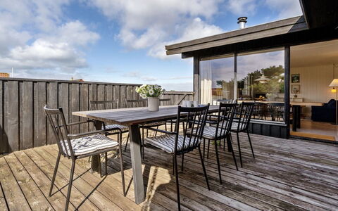 Aleksi - 500M from the Sea: Hus, Hjem, Tag, Boligområde, Sommerhus, Estate, Stuehus, Lawn, Landscaping, Sidespor