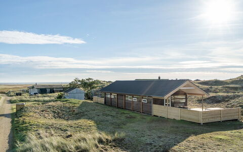 Krak - 1Km from the Sea: Tag, Land Lot, Sommerhus, Hjem, Landdistrikt, Skur, Sidespor, Garden Bygninger, Bjælkehytte, Hytte