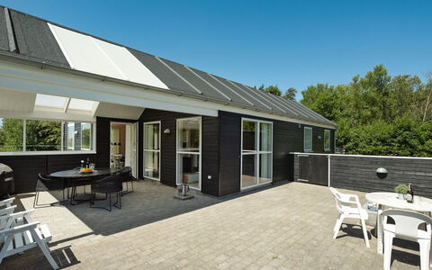 Erich - 1.8Km from the Sea: Hus, Tag, Hjem, Sommerhus, Estate, Stuehus, Villa, Veranda, Sidespor