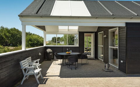 Erich - 1.8Km from the Sea: Hus, Tag, Hjem, Sommerhus, Estate, Stuehus, Villa, Veranda, Sidespor