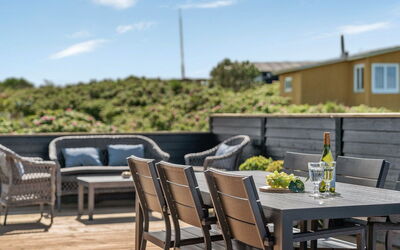 Ortwin - 300M from the Sea