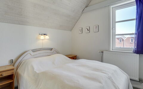 Otto - 2.3Km from the Sea: Soveværelse, Træ, Loft, Etage, Seng, Gulvbelægning, Sengetøj, Sengetøj, Indretning, Bed Frame