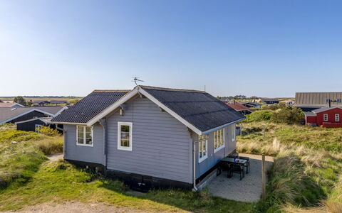 Gertraud - 500M from the Sea: Lejlighed, Skygge, Altan, Stol, Hegn, Udendørs Møbler, Aluminium, Kunstgræs