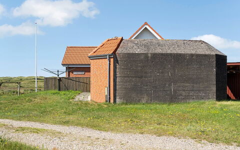 Helfrida - 350M from the Sea: Hus, Tag, Hjem, Sommerhus, Estate, Stuehus, Villa, Veranda, Sidespor