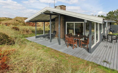 Elsa - 700M from the Sea: Tag, Hus, Hjem, Sommerhus, Sidespor, Veranda, Estate, Stuehus, Garden Bygninger, Gård