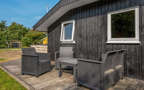Solborg - 400M from the Sea: Træ, Hårdttræ, Planke, Veranda, Bejdse, Dæk, Trægulve, Sommerhus, Sidespor, Skygge