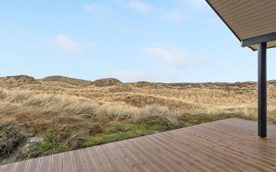 Marjorie - 400M from the Sea