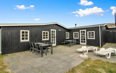 Gudwer - 300M from the Sea
