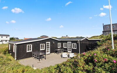 Gudwer - 300M from the Sea