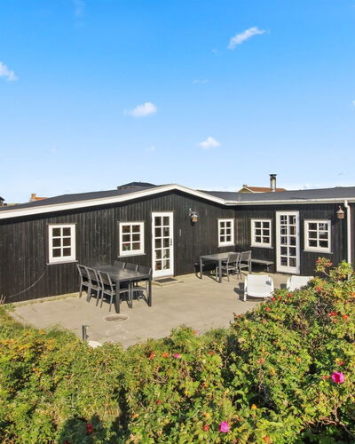Gudwer - 300M from the Sea