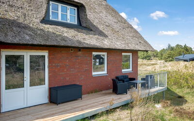 Irlin - 800M from the Sea