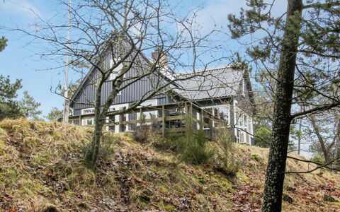 Kanutte - 400M from the Sea: Hus, Tag, Hjem, Sommerhus, Estate, Stuehus, Villa, Veranda, Sidespor