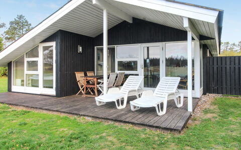 Tuulikki - 1.6Km from the Sea: Tag, Hus, Hjem, Sommerhus, Sidespor, Estate, Indkørsel, Garden Bygninger, Gård, Skur