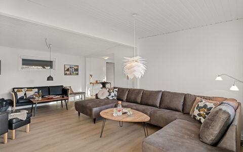 Dragan - 350M from the Sea: Tækning, Sommerhus, Hus, Tag, Hjem, Stuehus, Hytte, Estate, Landsby
