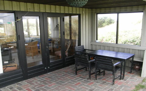 Lykke - 800M from the Sea: Hus, Tag, Hjem, Sommerhus, Estate, Stuehus, Villa, Veranda, Sidespor