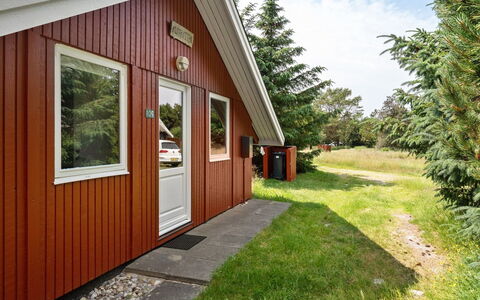 Egbert - 900M from the Sea: Hus, Tag, Hjem, Sommerhus, Skur, Garden Bygninger, Sidespor, Gård, Bjælkehytte, Hytte