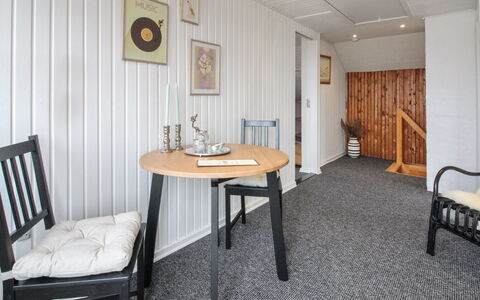 Karla - 100M from the Sea: Sommerhus, Have, Sidespor, Garden Bygninger, Skygge, Gård, Backyard, Lawn, Stuehus, Landscaping