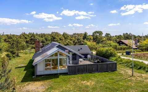 Solvejk - 800M from the Sea: Sommerhus, Skur, Hytte, Stuehus, Prærie, Hytte, Lade, Bjælkehytte, Garden Bygninger