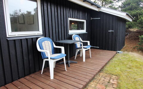 Glady - 500M from the Sea: Hus, Tag, Hjem, Sommerhus, Estate, Stuehus, Villa, Veranda, Sidespor