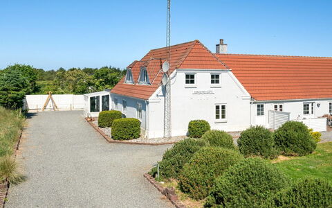 Stefan - 500M from the Sea: Hus, Tag, Hjem, Sommerhus, Skur, Garden Bygninger, Sidespor, Gård, Bjælkehytte, Hytte