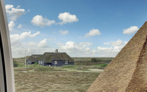 Dorte - 200M from the Sea: Busk, Urban Design, Bunddække, Mursten, Lejlighed, Estate, Murværk, Altan, Landscaping