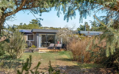 Clemence - 900M from the Sea