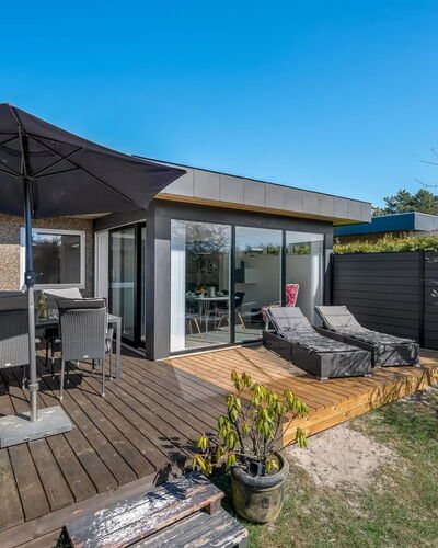 Clemence - 900M from the Sea