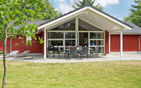 Gundel - 400M from the Sea: Sommerhus, Have, Sidespor, Garden Bygninger, Skygge, Gård, Backyard, Lawn, Stuehus, Landscaping