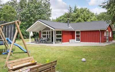 Gundel - 400M from the Sea