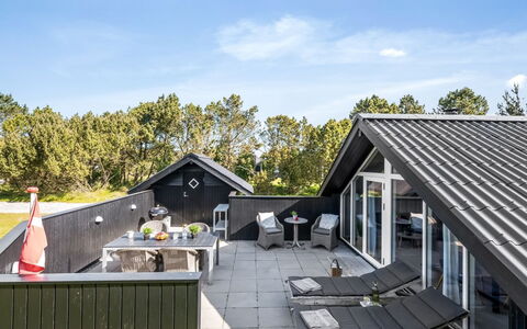 Rumena - 800M from the Sea: Græs, Hus, Tag, Hjem, Sommerhus, Busk, Land Lot, Landdistrikt, Stuehus, Bunddække