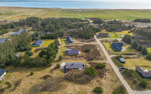 Askatla - 800M from the Sea: Græs, Hus, Tag, Sommerhus, Hjem, Busk, Stuehus, Land Lot, Landdistrikt