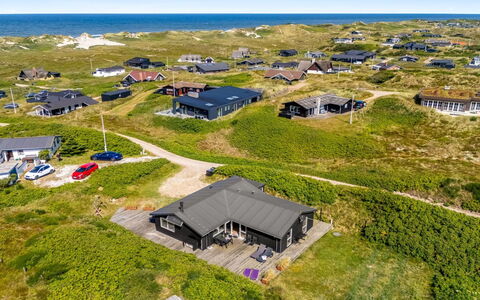 Talia - from the Sea: Hus, Tag, Hjem, Sommerhus, Estate, Stuehus, Villa, Veranda, Sidespor