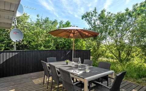 Anund - 1.4Km from the Sea: Hus, Tag, Hjem, Sommerhus, Estate, Stuehus, Villa, Veranda, Sidespor