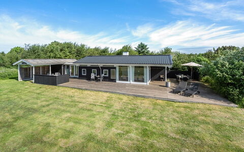 Anund - 1.4Km from the Sea: Hus, Tag, Hjem, Sommerhus, Skur, Garden Bygninger, Sidespor, Gård, Bjælkehytte, Hytte