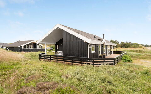 Fejzo - 700M to the Fjord: Møbel, Indretning, Stol, Gulvbelægning, Bord, Udvej, Etage, Loft, Værelse, Eco Hotel