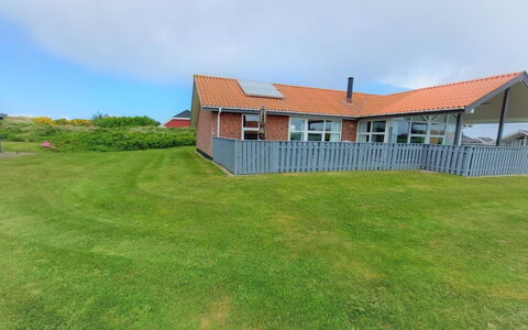 Gottfreda - 330M to the Fjord: Himmel, Græs, Hus, Hjem, Tag, Boligområde, Sky, Sommerhus, Land Lot, Landdistrikt