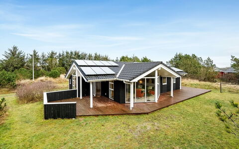 Helen - 500M to the Fjord: Græs, Hus, Tag, Sommerhus, Hjem, Busk, Stuehus, Land Lot, Landdistrikt