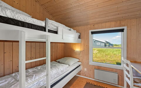 Hjalma - from the Sea: Træ, Køjeseng, Soveværelse, Hårdttræ, Bed Frame, Bejdse, Seng, Planke, Bjælkehytte, Sengetøj