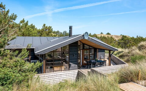 Sila - 800M from the Sea: Græs, Hus, Tag, Hjem, Sommerhus, Busk, Land Lot, Landdistrikt, Stuehus, Bunddække