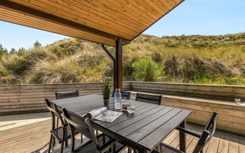 Sila - 800M from the Sea: Græs, Hus, Tag, Hjem, Sommerhus, Busk, Land Lot, Landdistrikt, Stuehus, Bunddække
