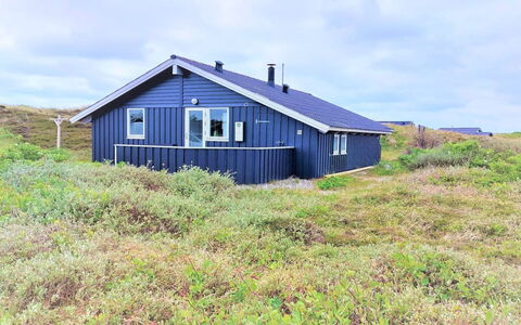Clara - 500M from the Sea: Hus, Tag, Hjem, Sommerhus, Skur, Garden Bygninger, Sidespor, Gård, Bjælkehytte, Hytte