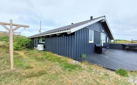 Clara - 500M from the Sea: Hus, Tag, Hjem, Sommerhus, Skur, Garden Bygninger, Sidespor, Gård, Bjælkehytte, Hytte