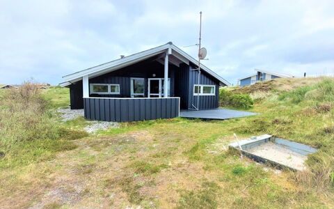 Clara - 500M from the Sea: Hus, Tag, Hjem, Sommerhus, Skur, Garden Bygninger, Sidespor, Gård, Bjælkehytte, Hytte