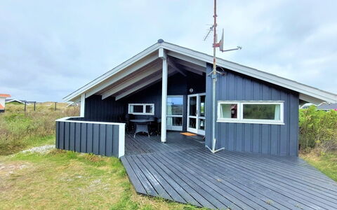 Clara - 500M from the Sea: Hus, Tag, Hjem, Sommerhus, Skur, Garden Bygninger, Sidespor, Gård, Bjælkehytte, Hytte